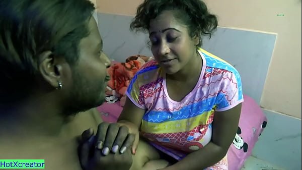 Hot Malkin ko Choda Village Boy ne ! Sex in Desi Village